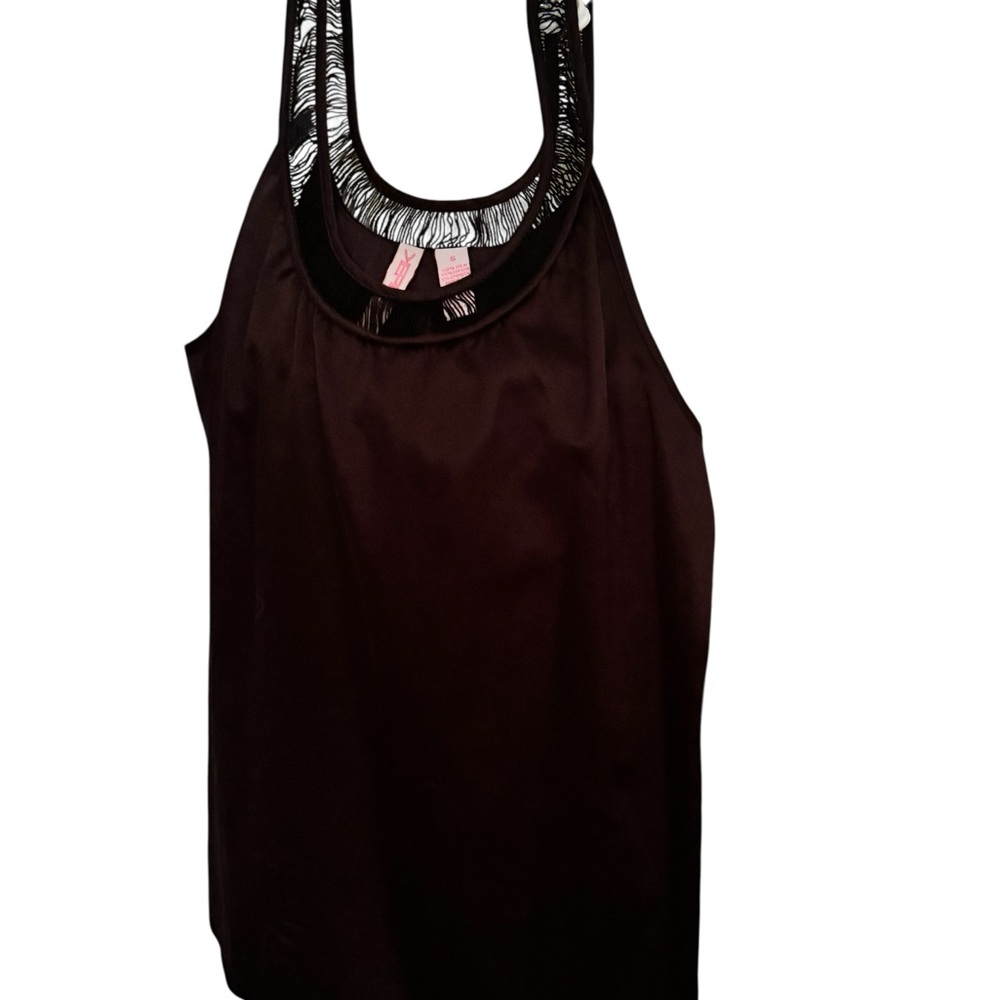 Black Athletic Tank Top with Racerback Design